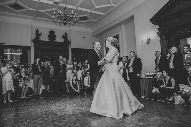 vale royal abbey wedding photographer in cheshire