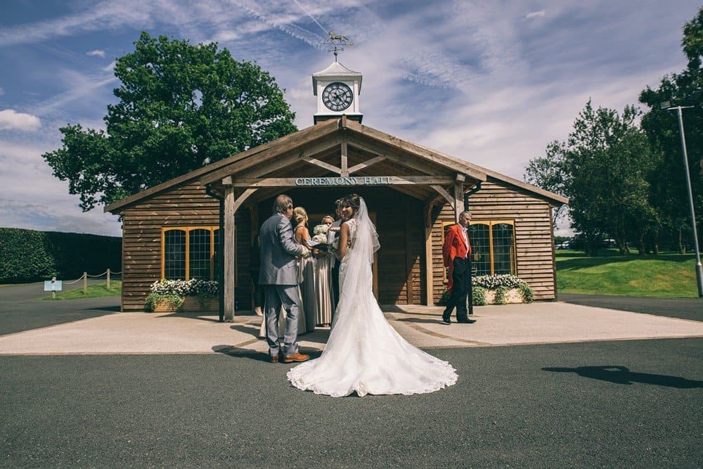 knutsford wedding at colshaw hall
