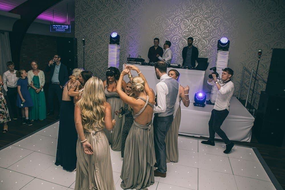 knutsford wedding at colshaw hall