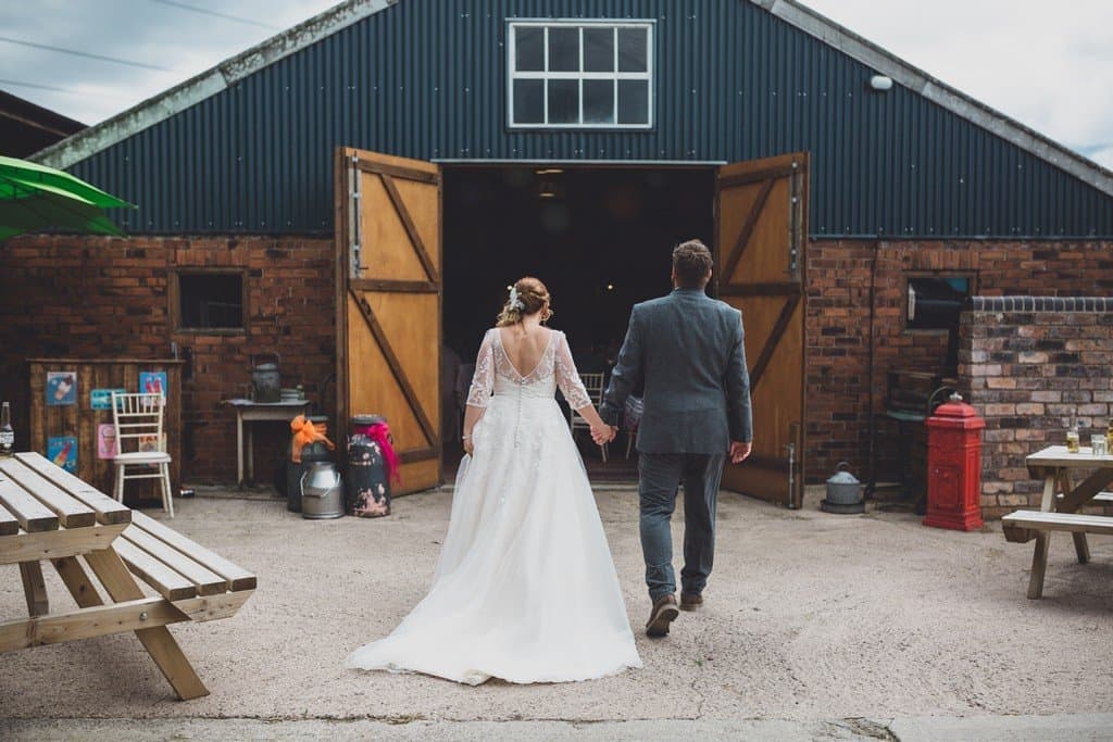 Morrells Wood Farm Wedding Photography // Anna & Mike