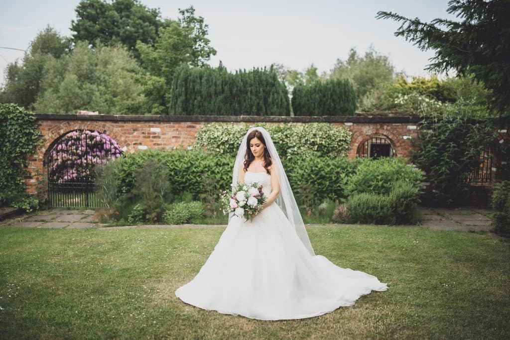 cheshire wedding photographer in frodsham