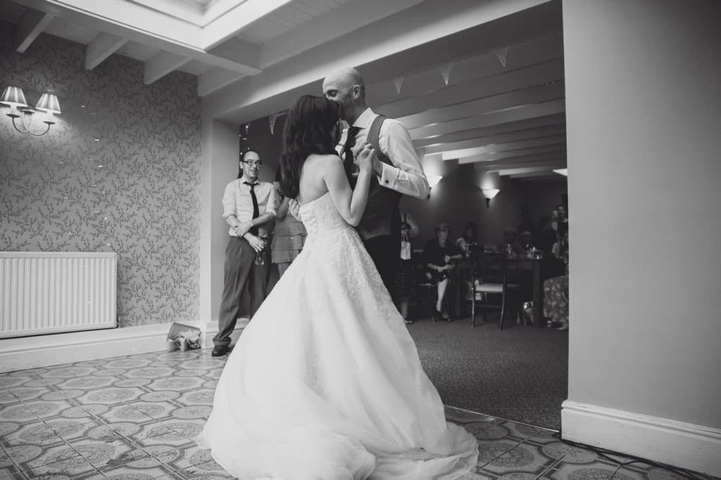 cheshire wedding photography in frodsham