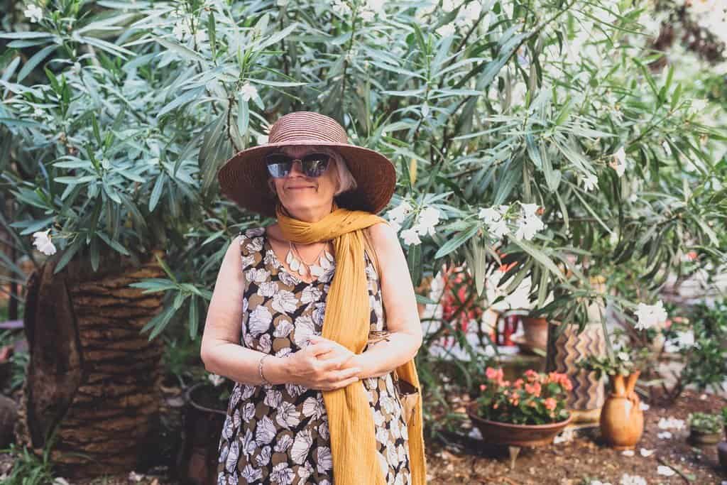 italy wedding photographer bride boho and blue suit relaxe