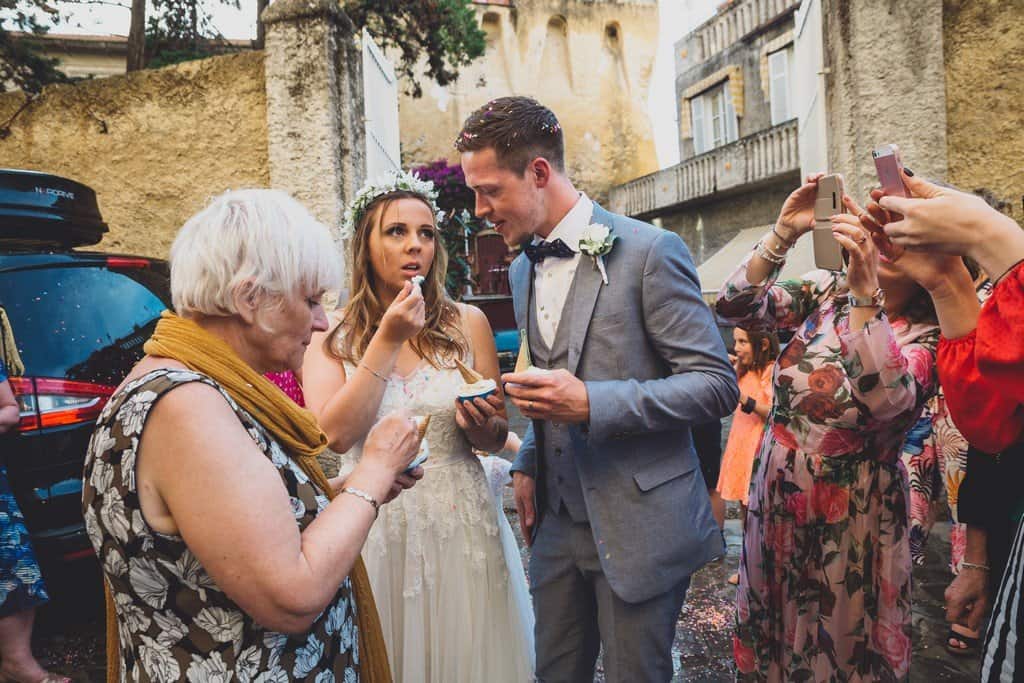 italy wedding photographer bride boho and blue suit relaxe