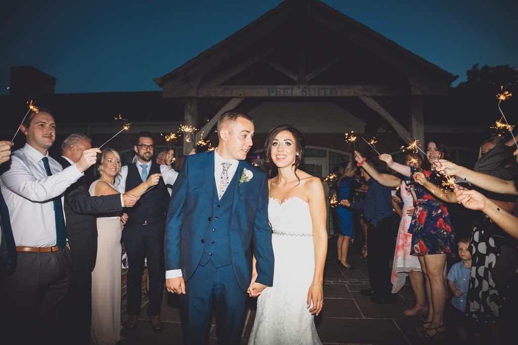 northwest wedding photographer boho bride