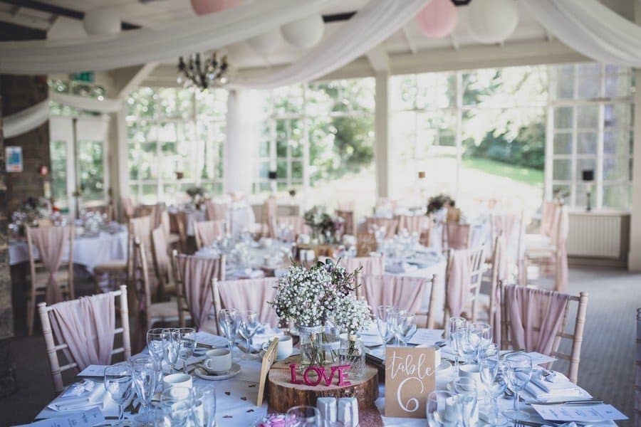 derbeyshire wedding photographer relaxed and boho