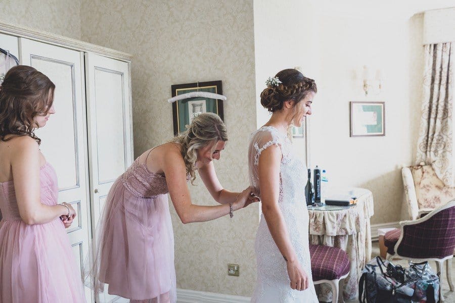 derbeyshire wedding photographer relaxed and boho