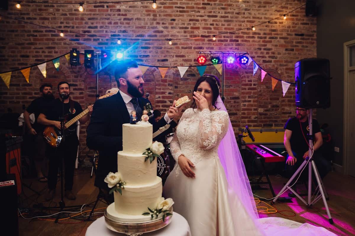 cheshire wedding photographer at arley hall in the northwest