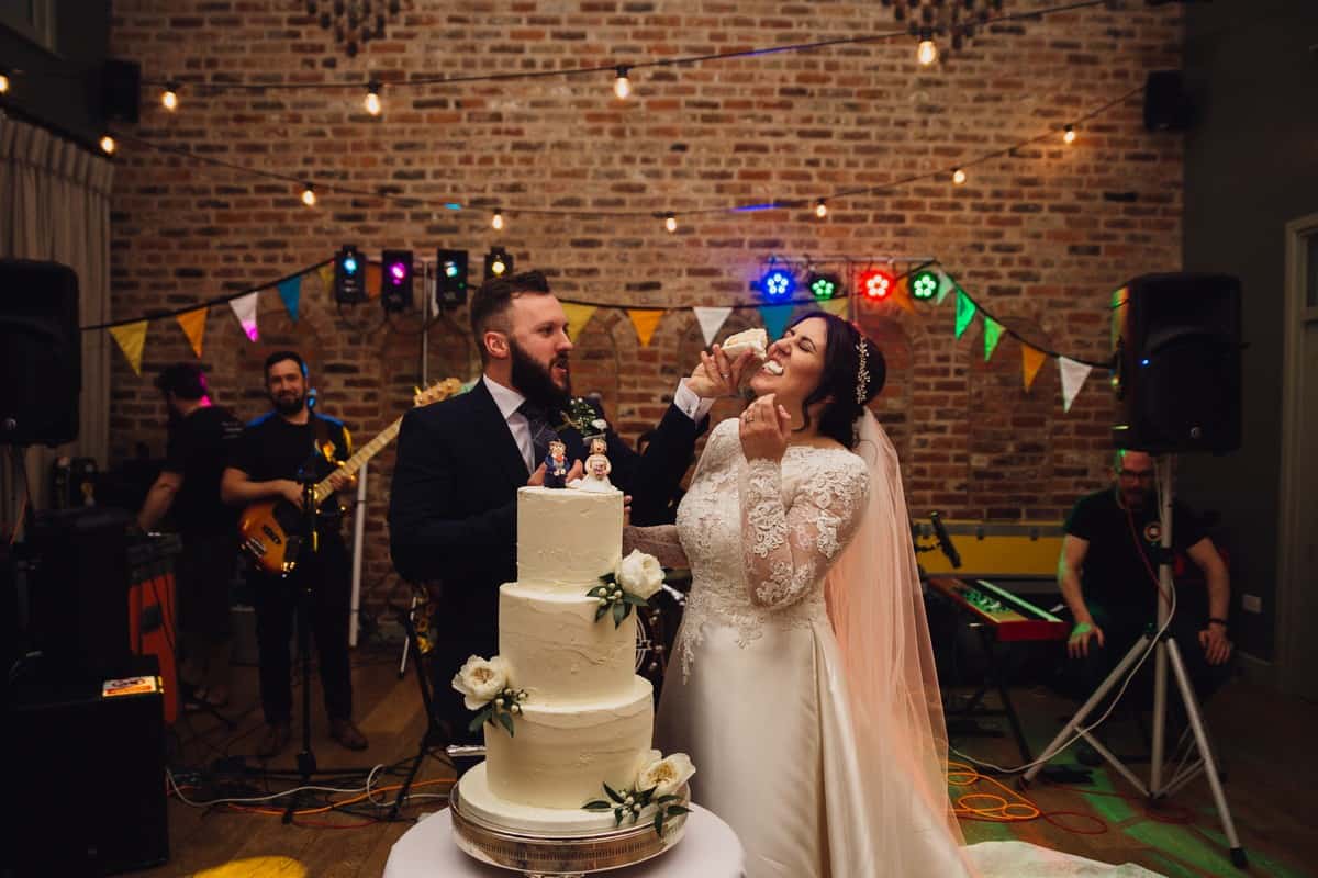 cheshire wedding photographer at arley hall in the northwest