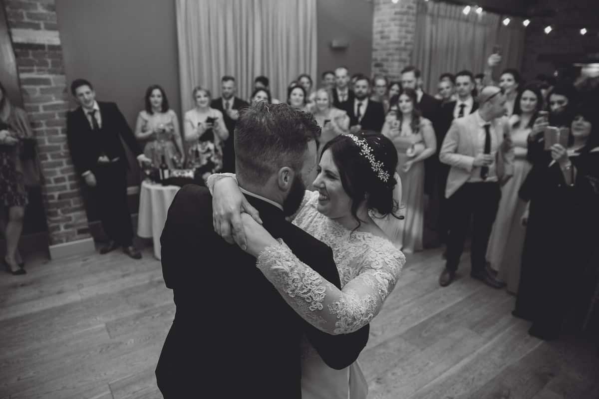 cheshire wedding photographer at arley hall in the northwest