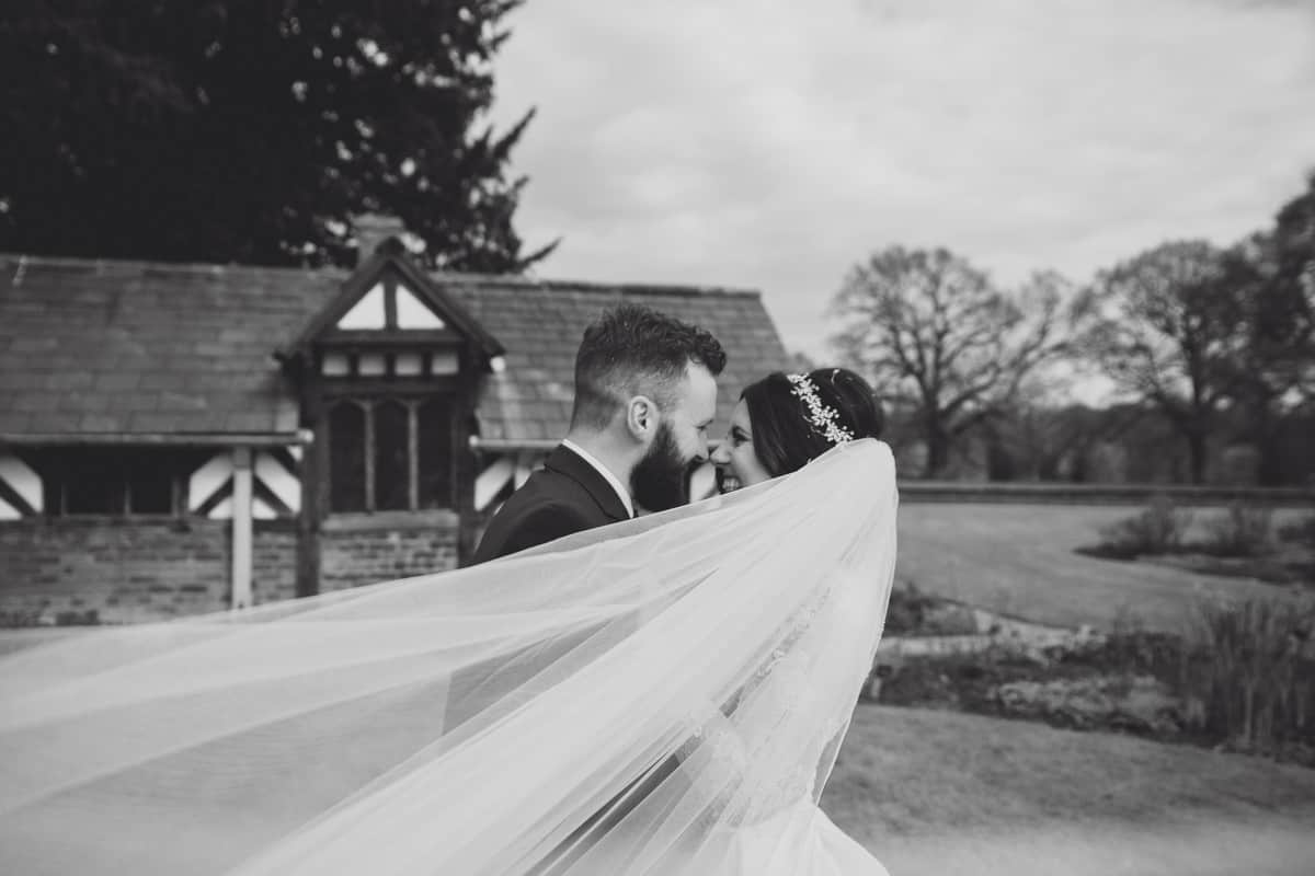 cheshire wedding photographer at arley hall in the northwest