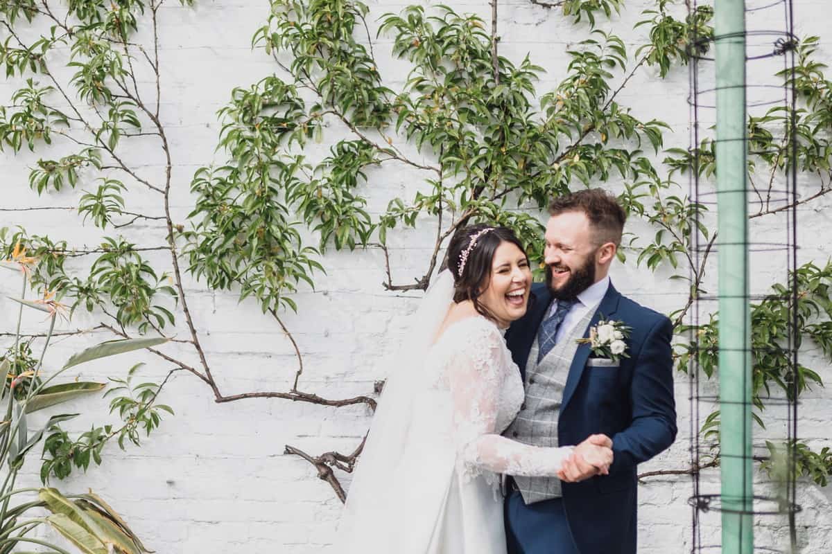 cheshire wedding photographer at arley hall in the northwest