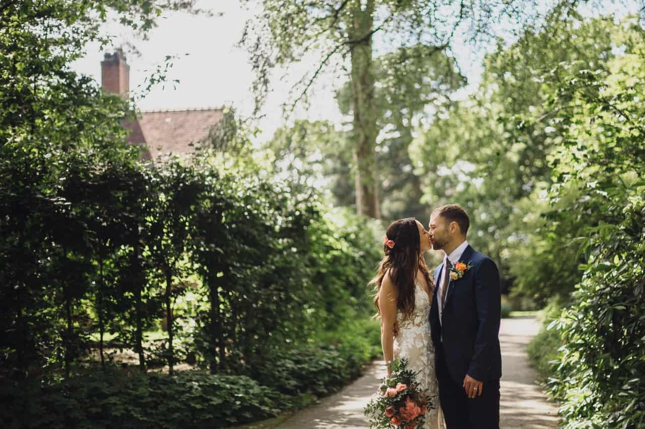 cheshire wedding at abbeywood