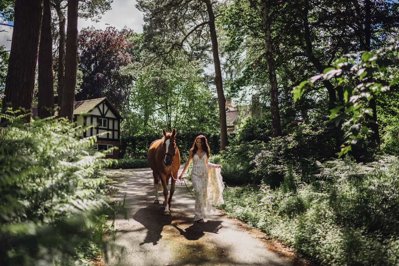 cheshire wedding at abbeywood