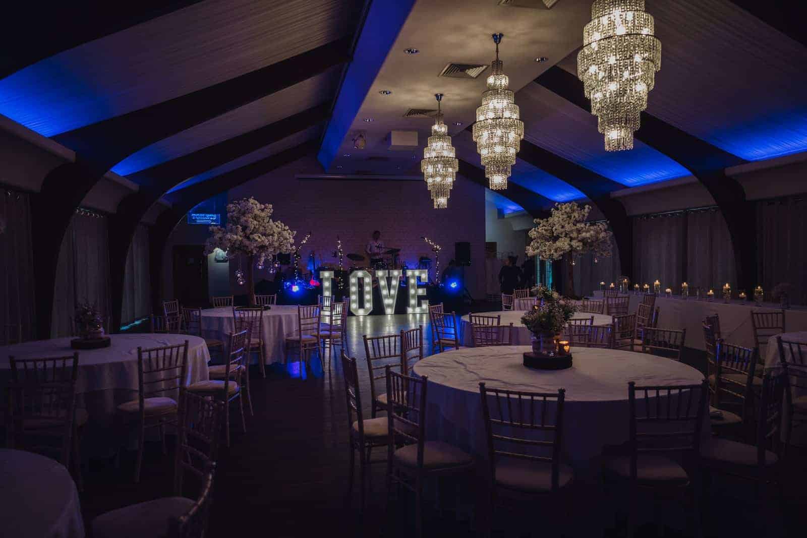 relaxed cheshire wedding photographer at colshaw hall