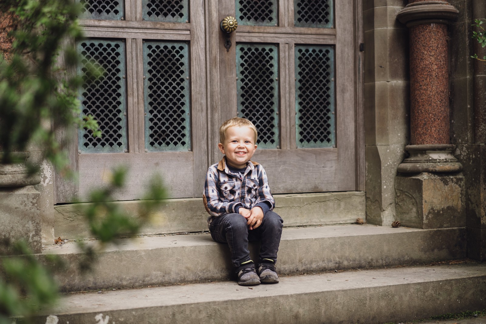 pregnancy announcement & toddler shoot