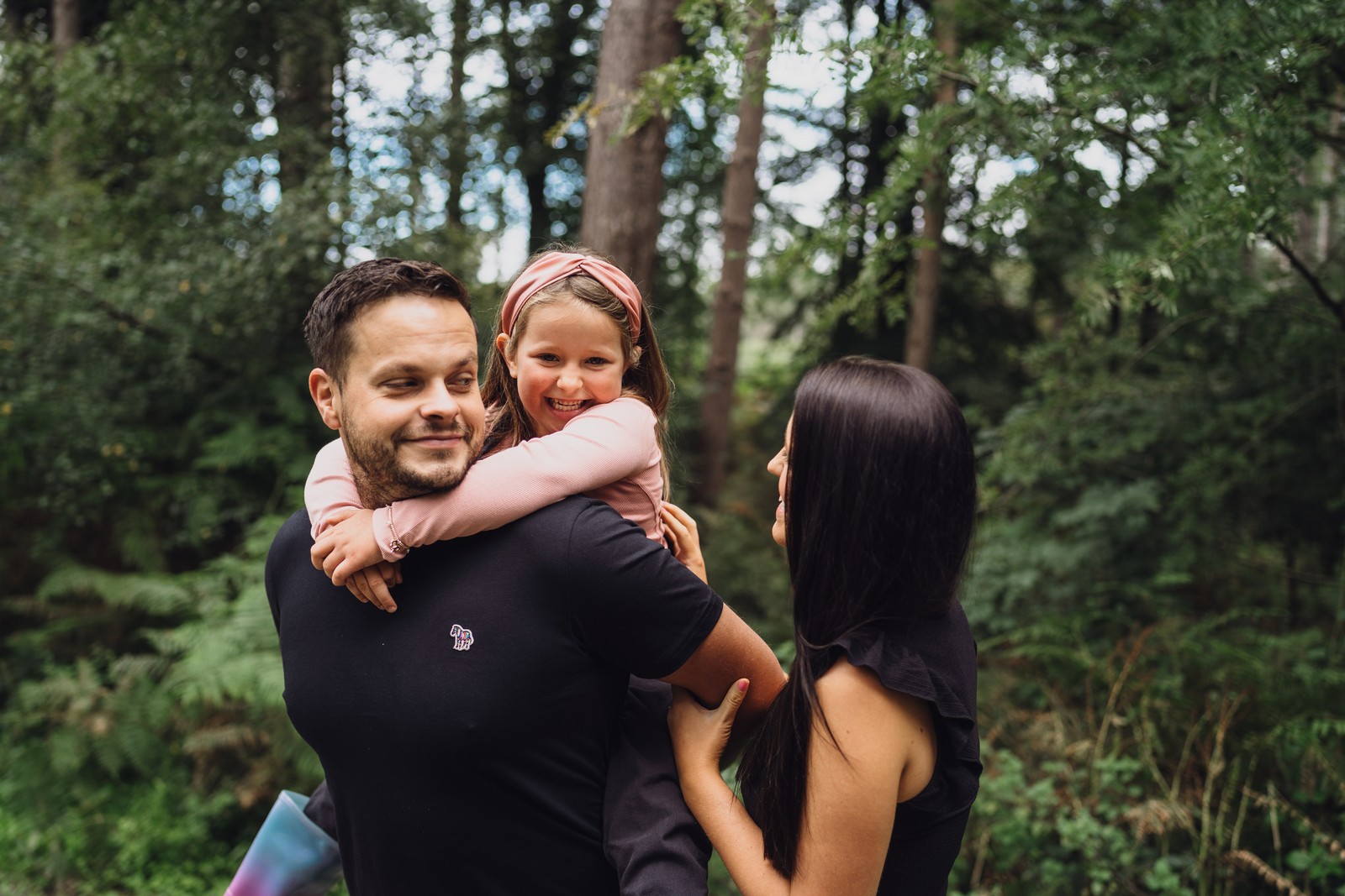 cheshire photographer in the forest Mini Shoots