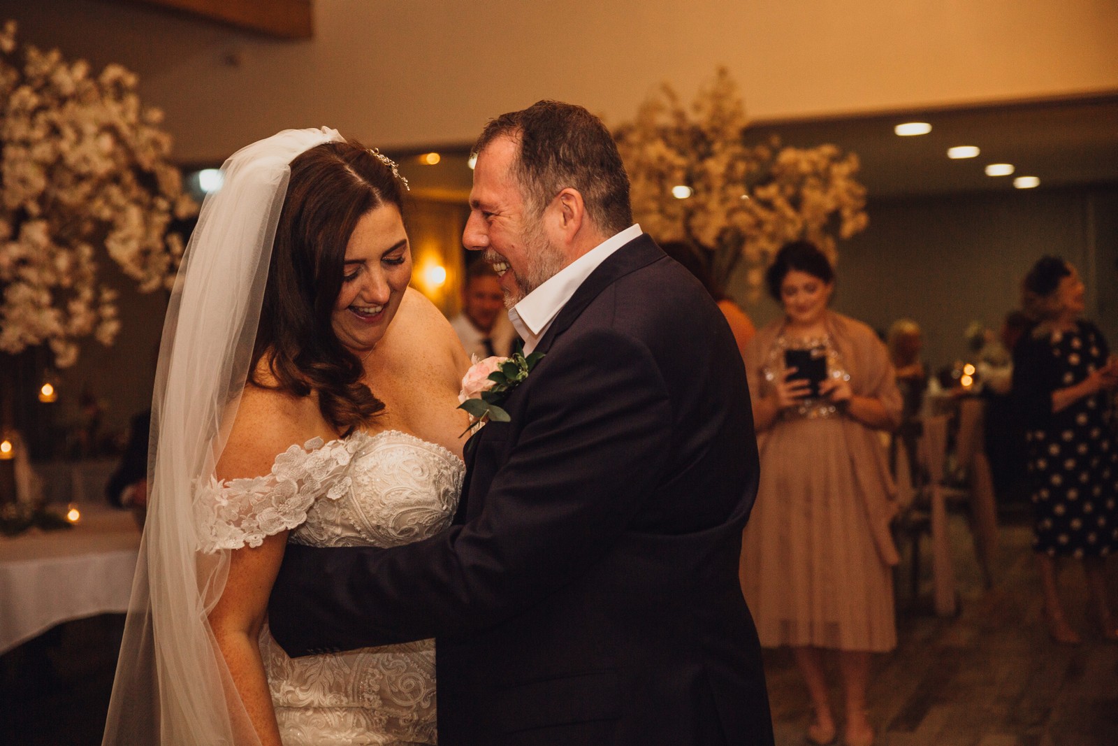 room one hartford golf club in cheshire wedding venue with photographer jess yarwood