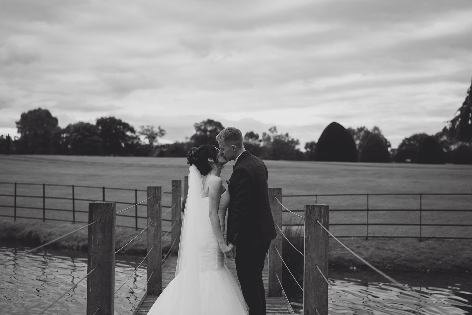 autumn wedding in cheshire with photography
