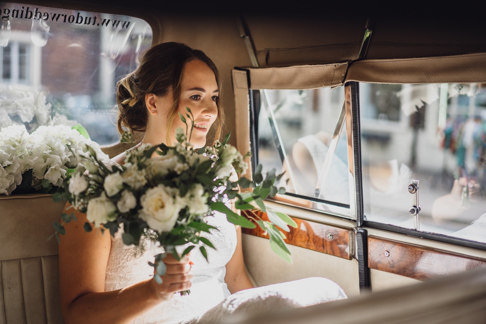 the old doghouse barn in knutsford wedding venue with cheshire wedding photographer