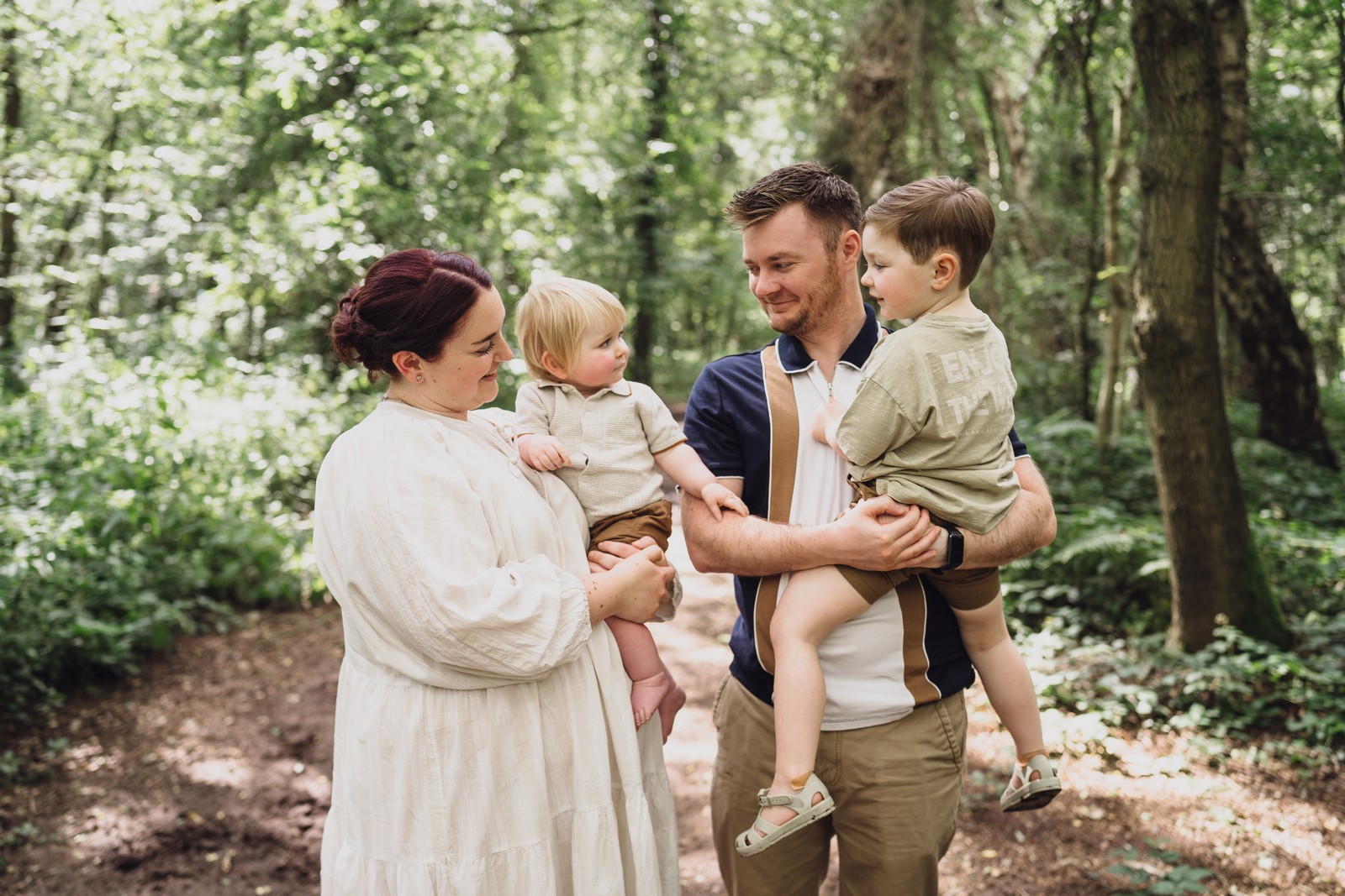 family shoot in the woods