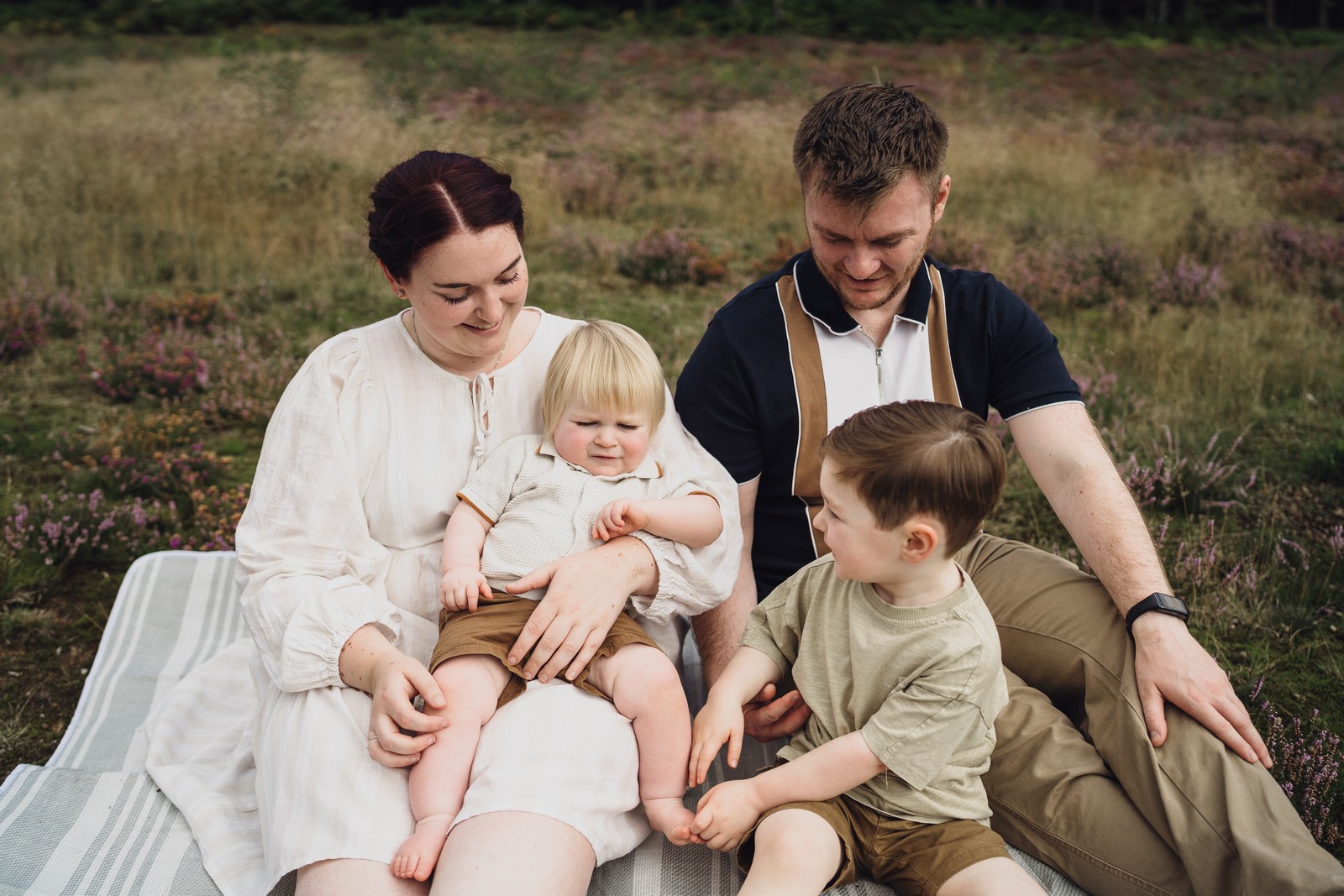 family shoot in the woods