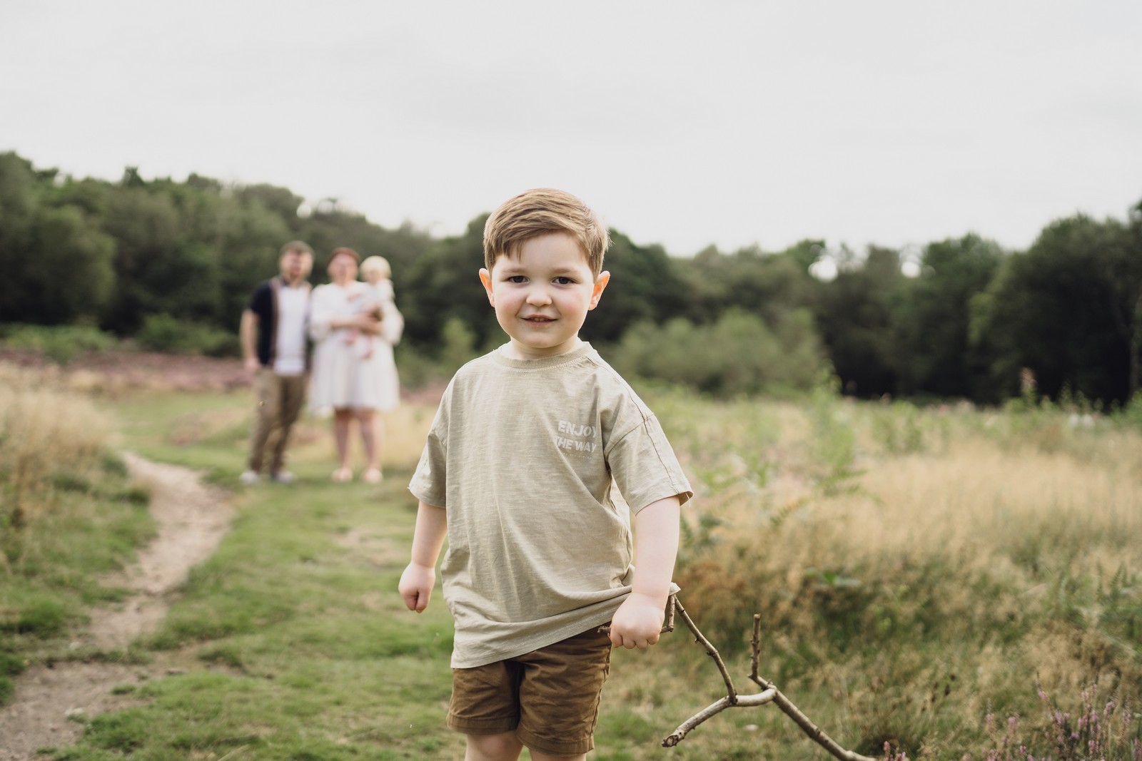 family shoot in the woods