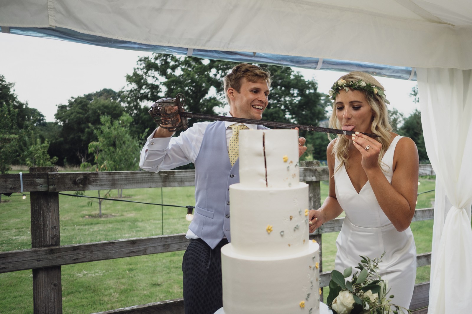 CHESHIRE BEST WEDDING PHOTOGRAPHER