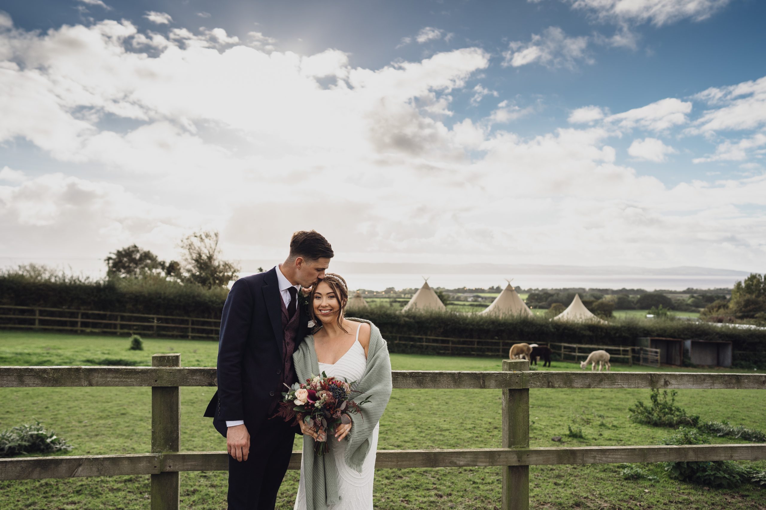 Church Farm Wirral // Gemma & Phil Cheshire Wedding Photographer