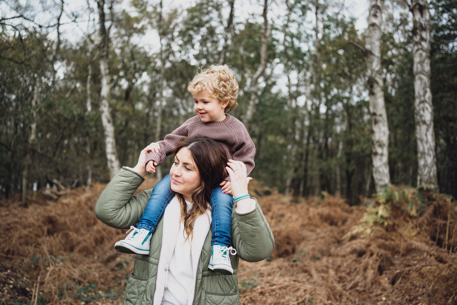 mini shoot in the woods