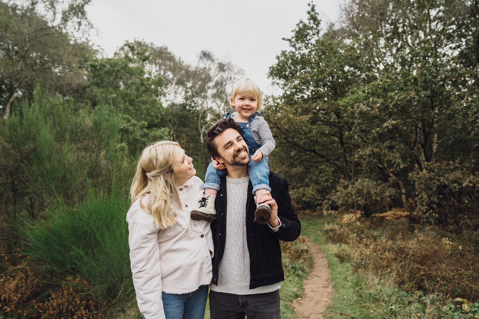 Outdoor shoot in the woods // Luna