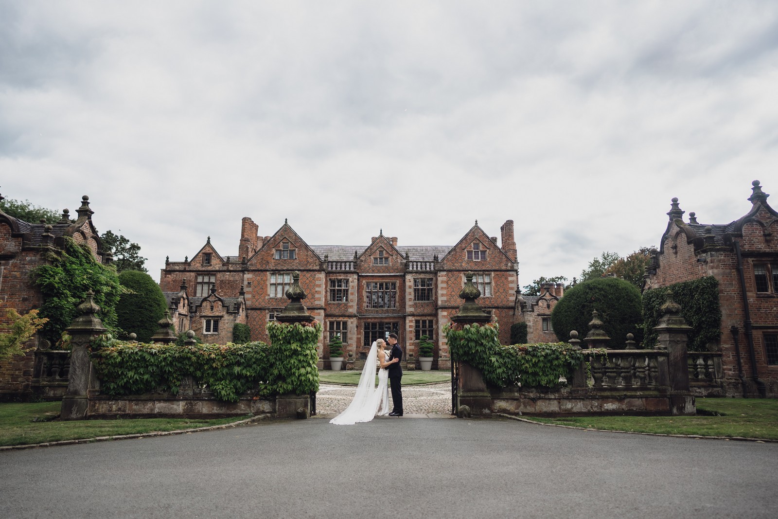 Dorfold Hall // Eve & Hayden