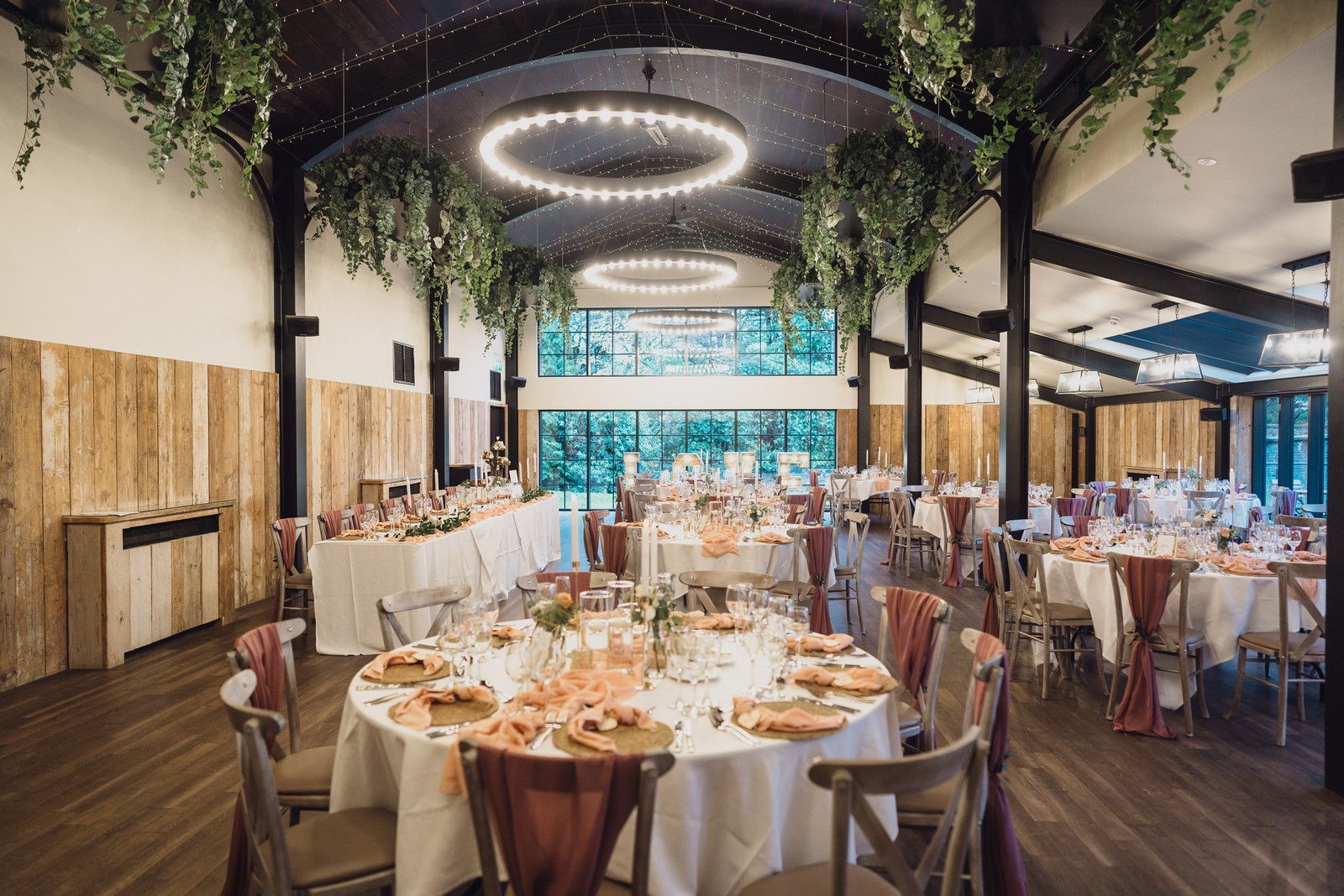 Foxtail Barns // Rachel & Alan