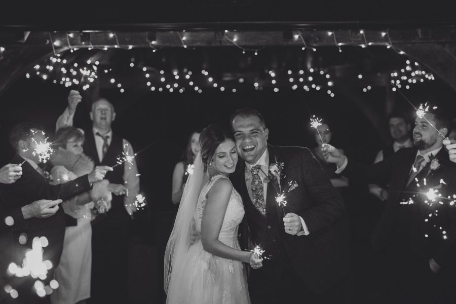 Sandhole Oak Barn Cheshire // Faye & Oliver