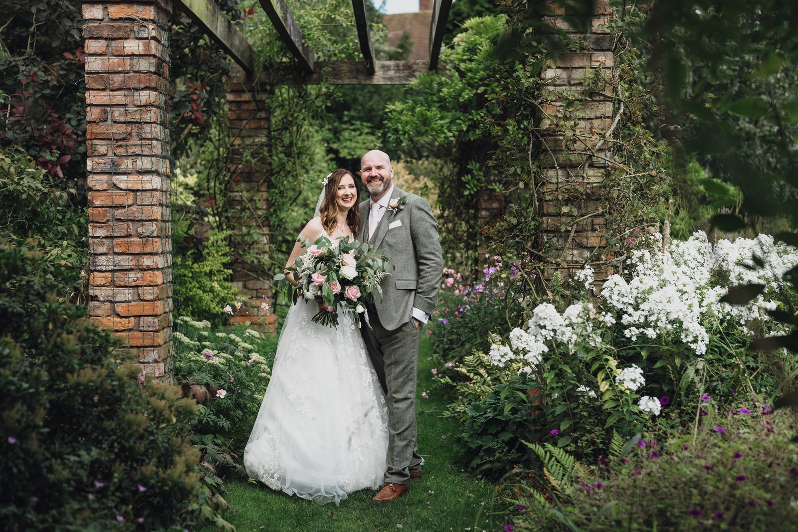 cheshire wedding photographer