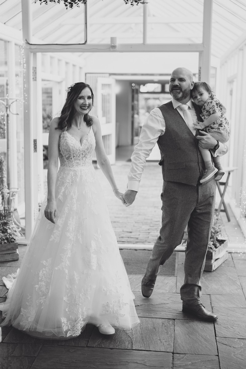 cheshire wedding photographer