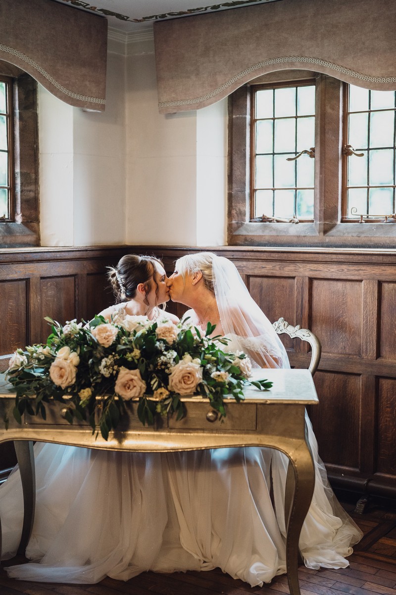 the best north west cheshire wedding photographer at wrenbury hall