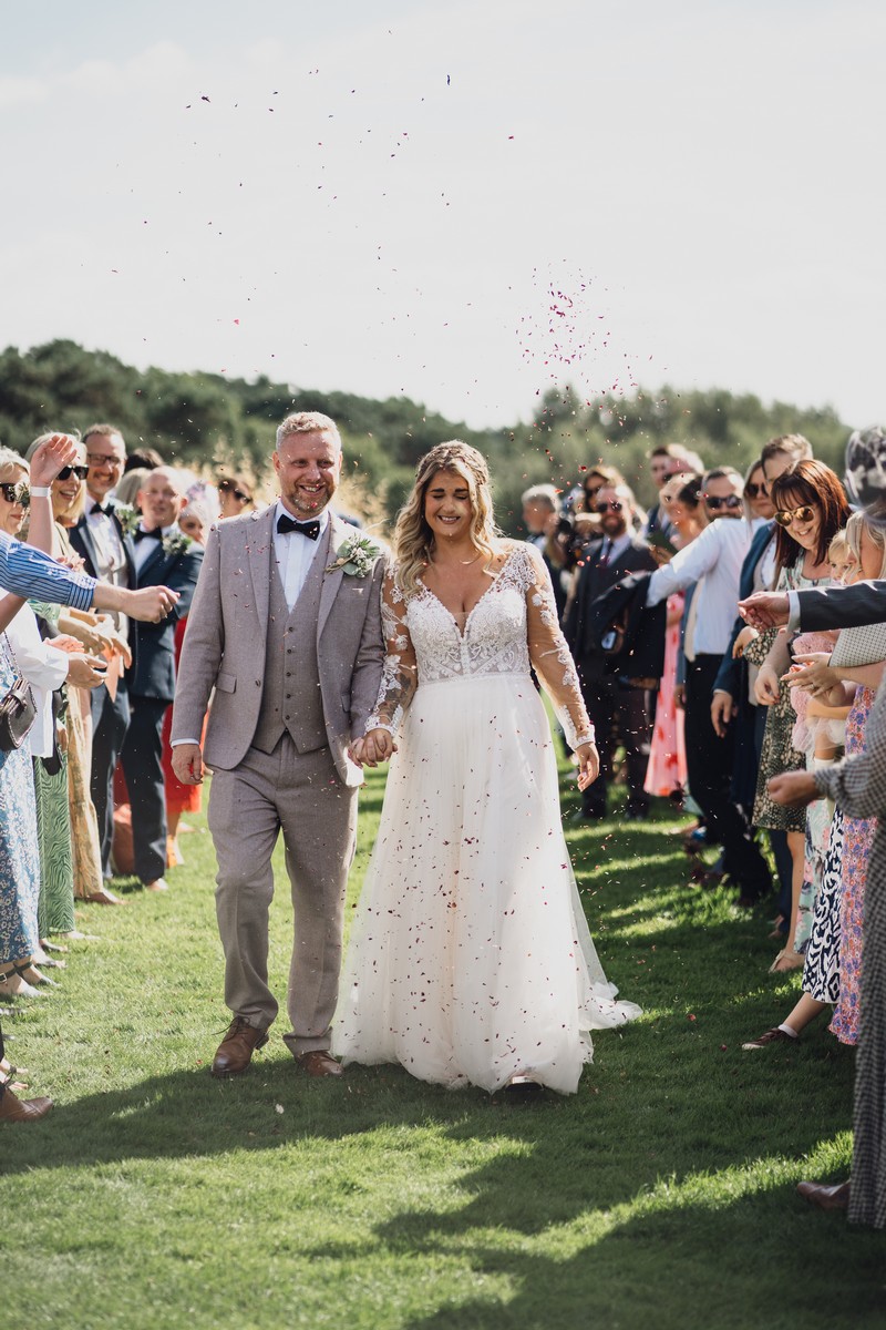the best cheshire wedding photographer