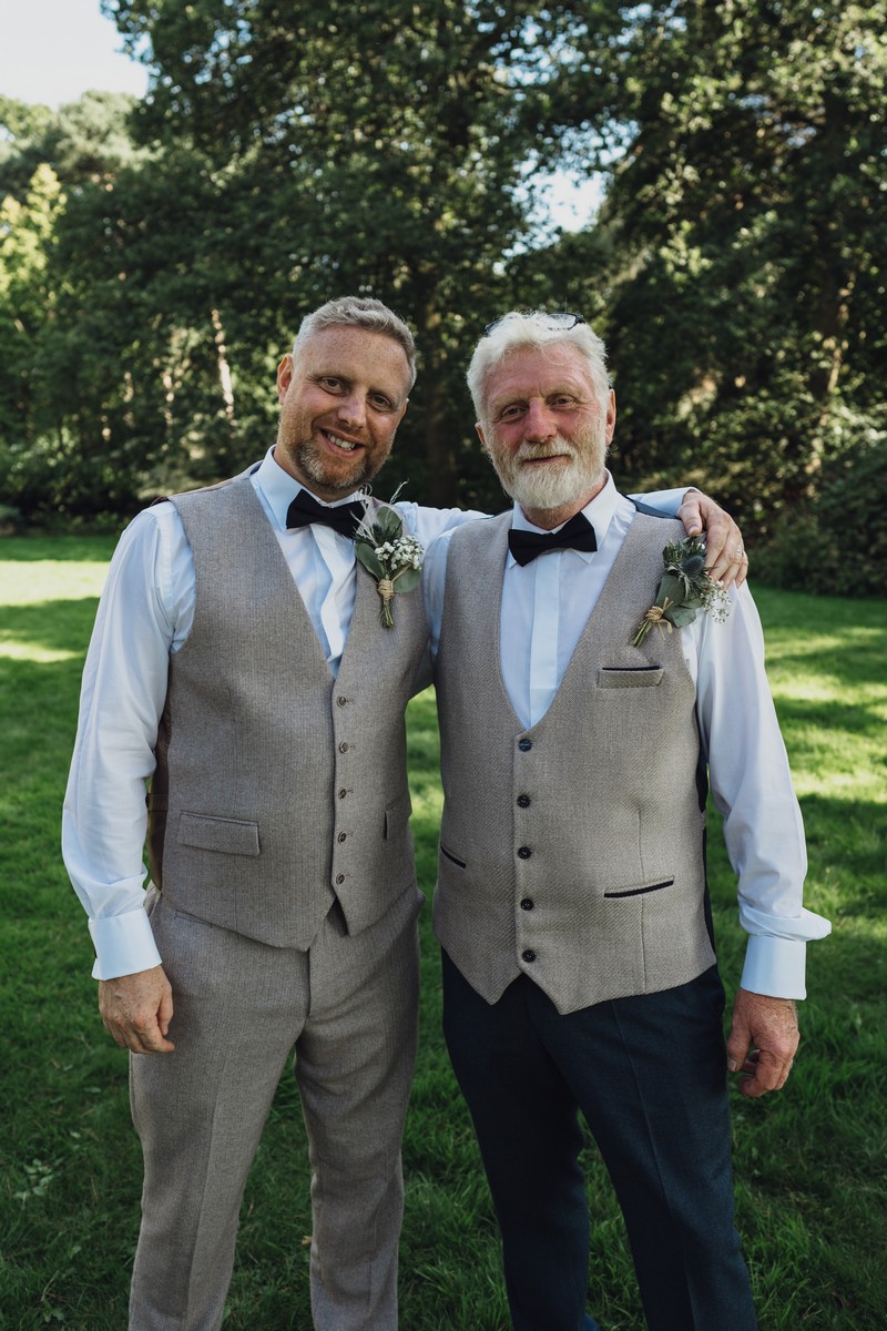 the best cheshire wedding photographer