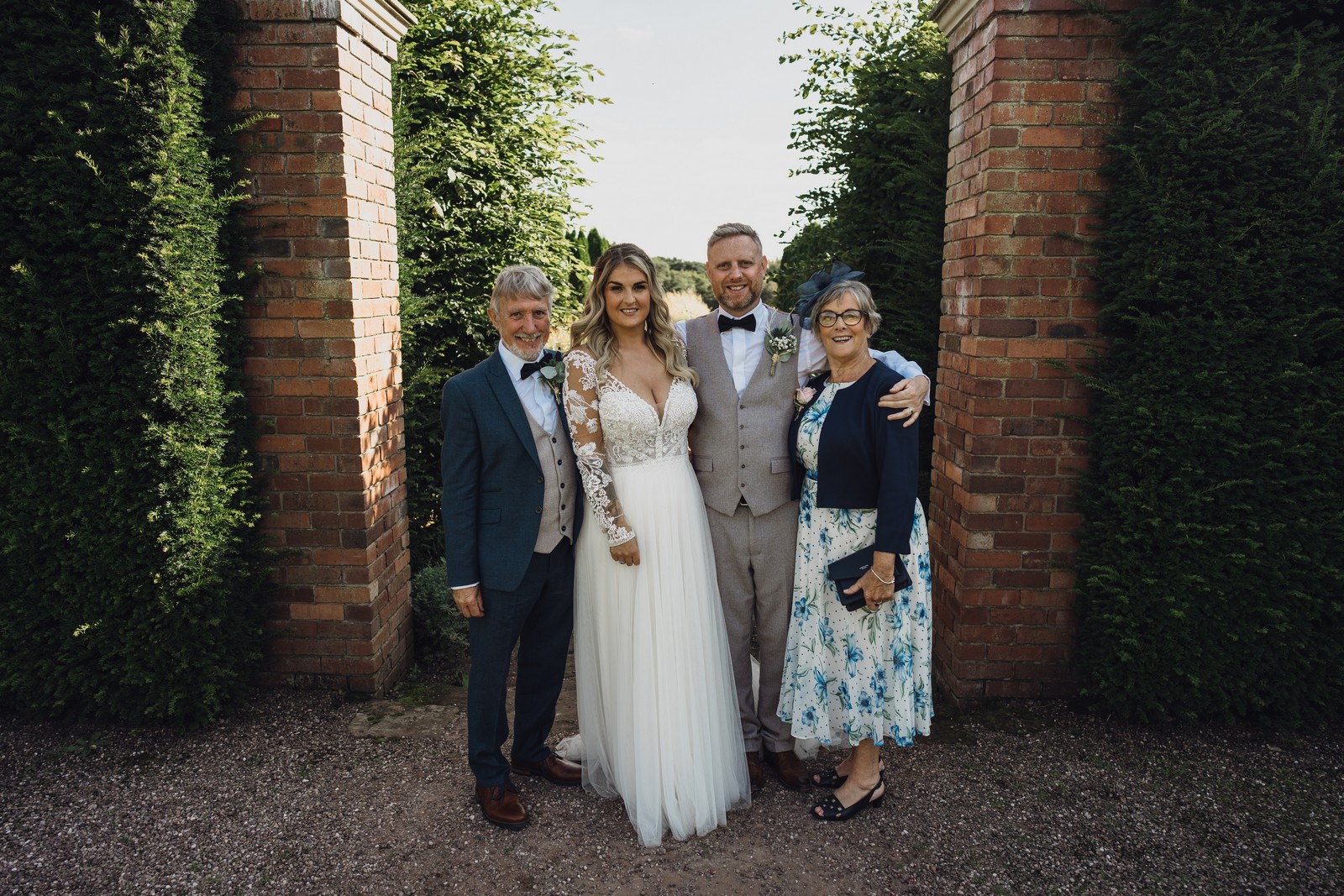 the best cheshire wedding photographer