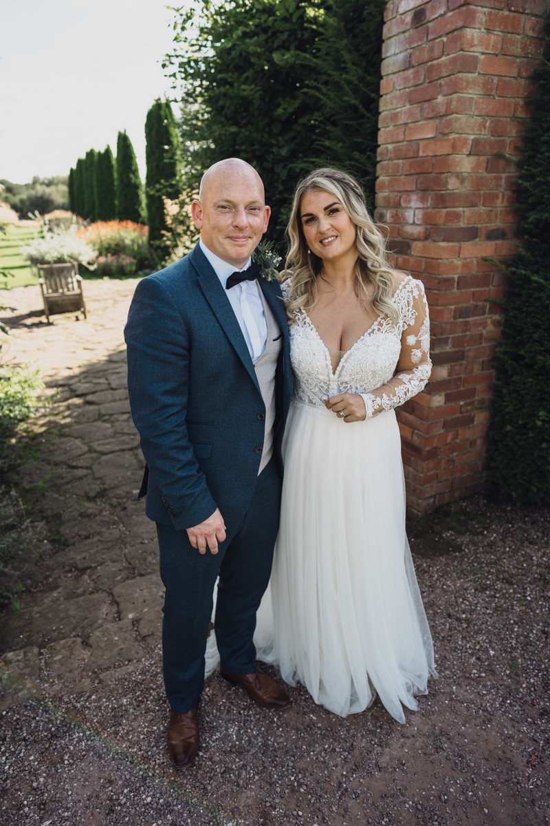 the best cheshire wedding photographer