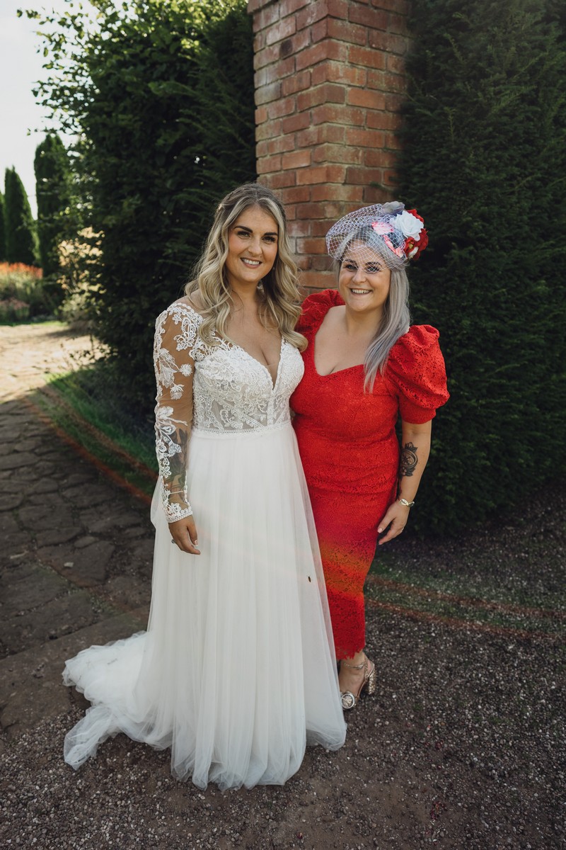 the best cheshire wedding photographer