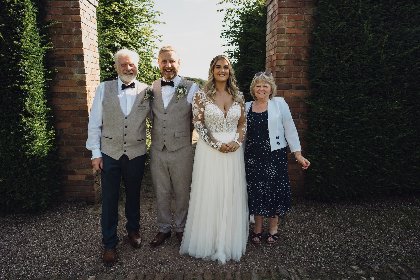 cheshire wedding photographer