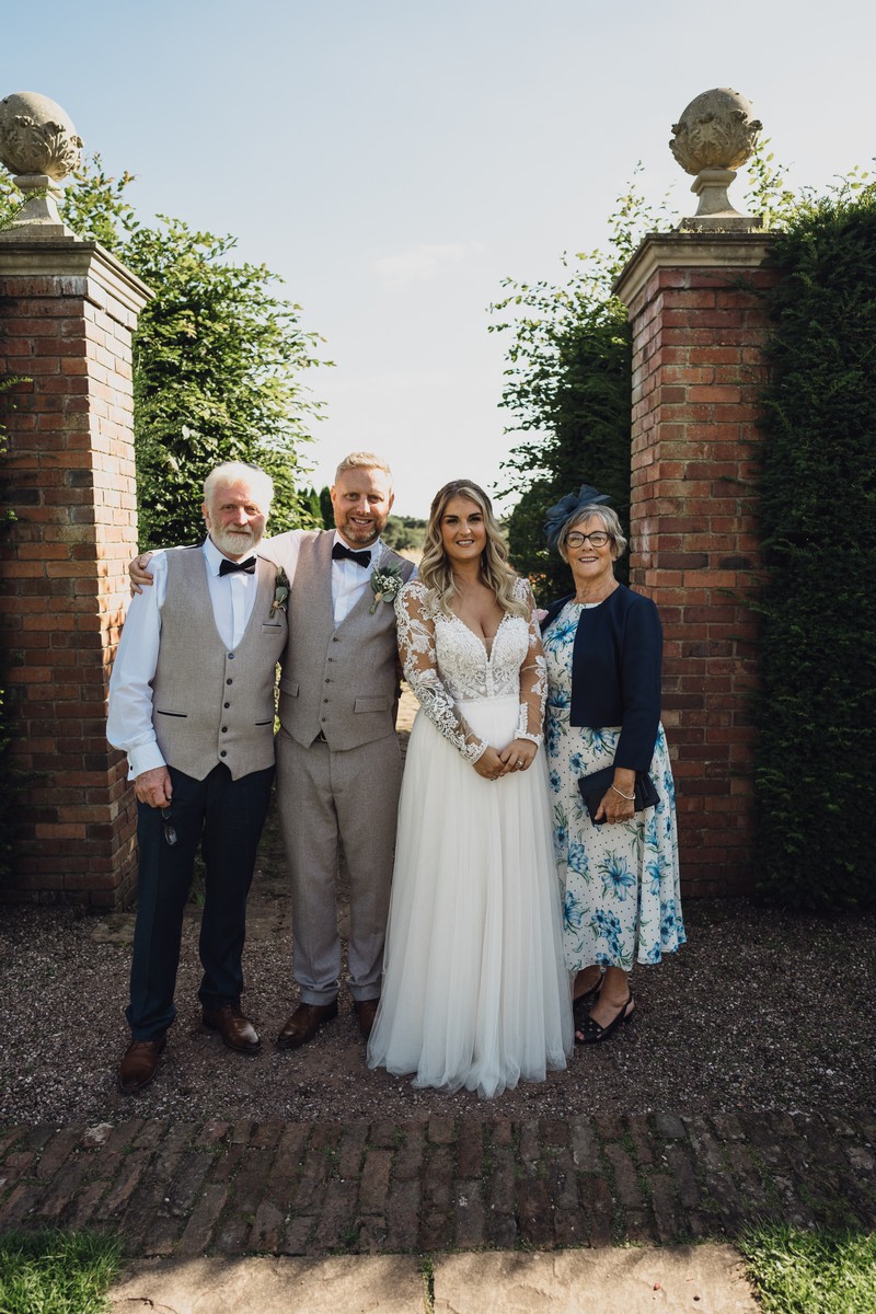 cheshire wedding photographer