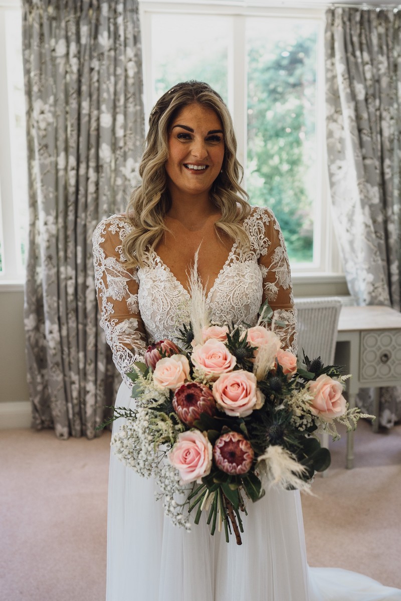 the best north west cheshire wedding photographer at abbeywood