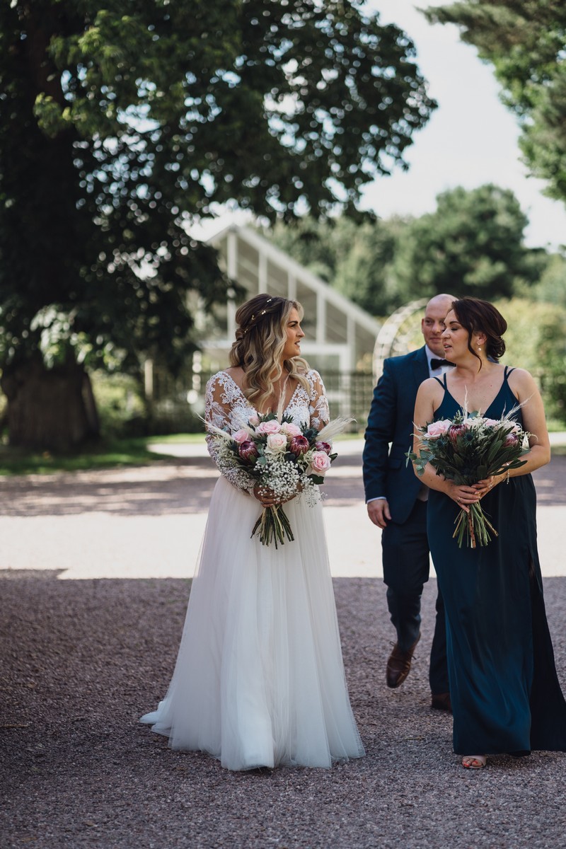 the best north west cheshire wedding photography at abbeywood