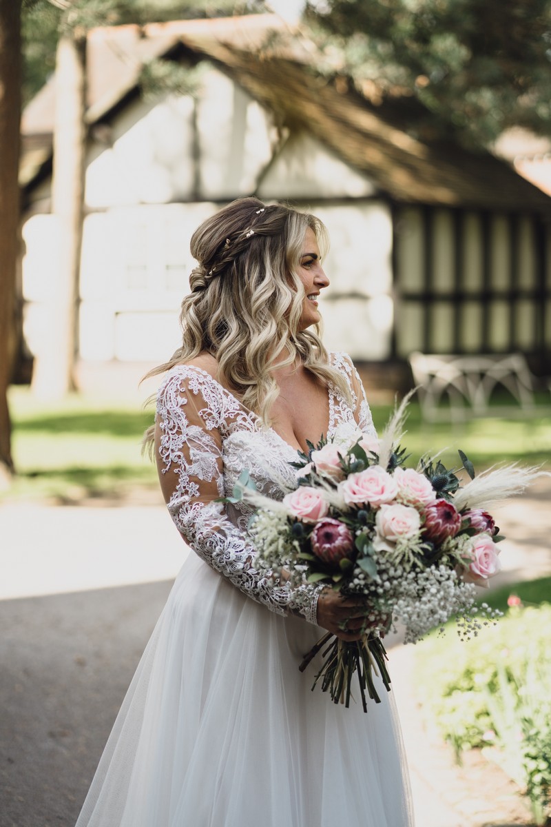 the best north west cheshire wedding photography at abbeywood