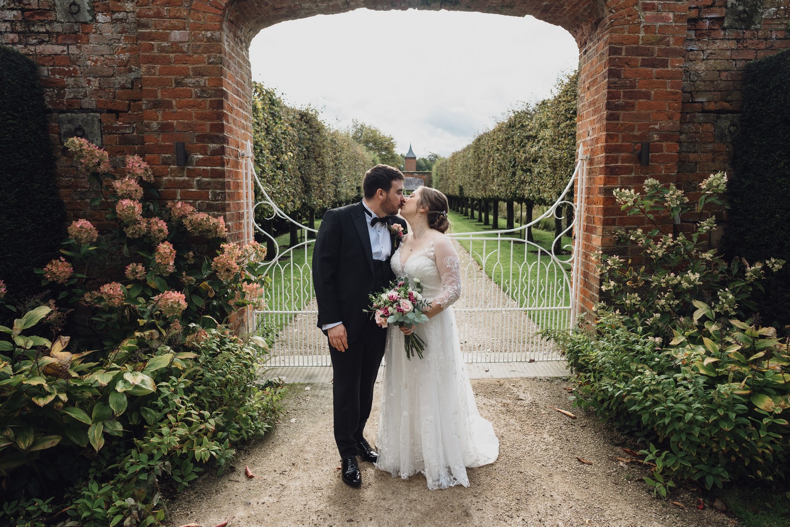 Combermere Abbey Photographer // Hannah & Dean