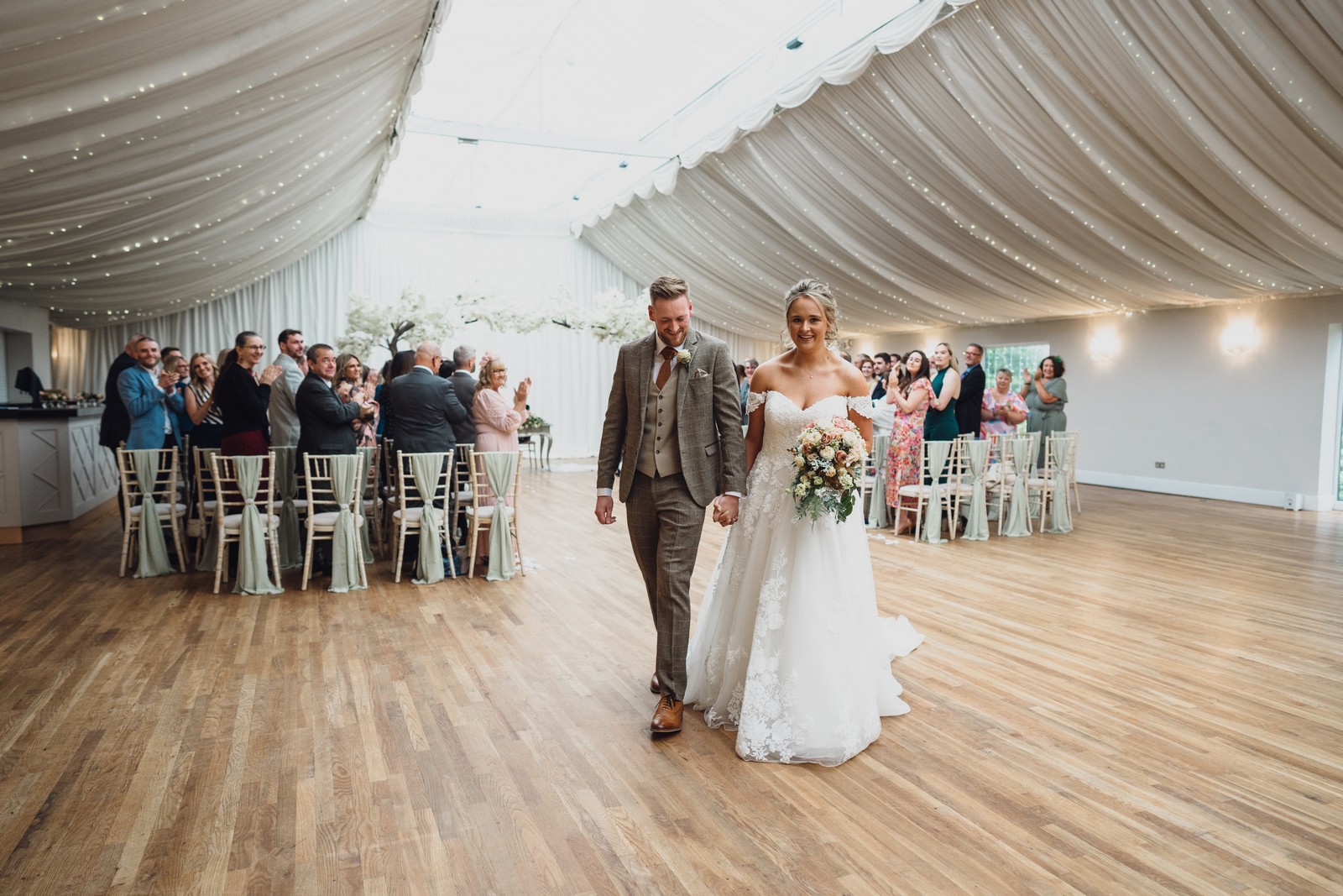 Wrenbury Hall Photographer // Georgia & Phil