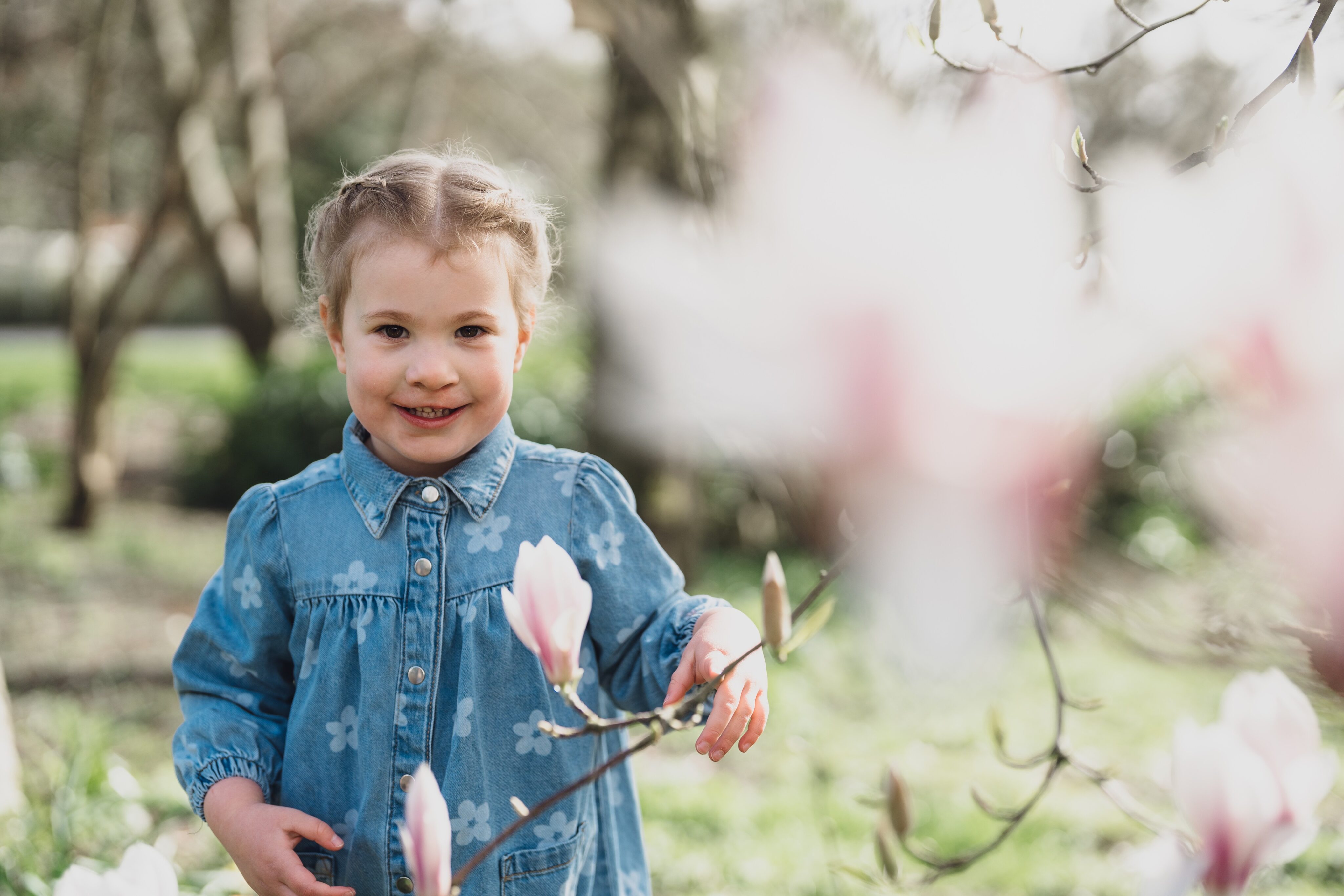 Queens Park Photographer // Josie, Luke & Violet